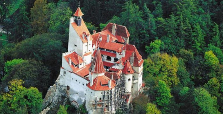 1200x630_castelul-bran-vazut-de-sus